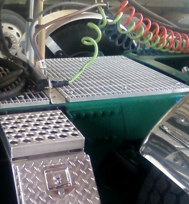 bustin-aluminum-deck-plate